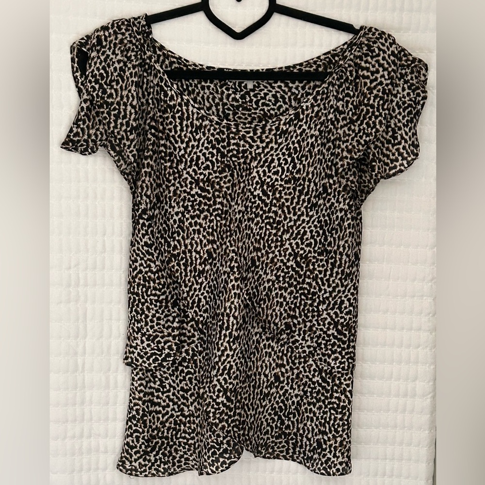 Violet & Claire Animal Print Ruffled Blouse